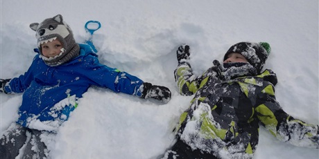 Powiększ grafikę: 0a-korzysta-z-zimowej-aury-669660.jpg