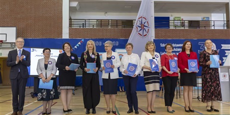 Powiększ grafikę: 30-lecie-szkoly-690817.jpg