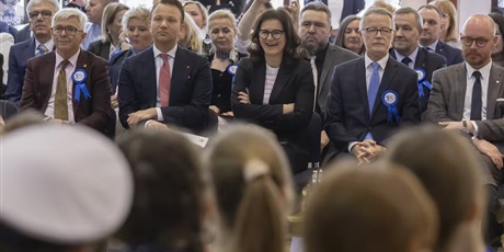 Powiększ grafikę: 30-lecie-szkoly-690822.jpg