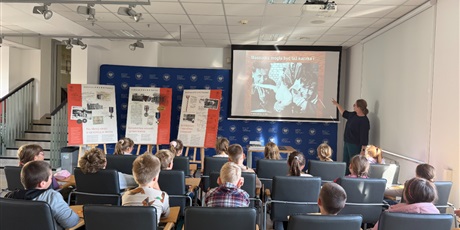 Powiększ grafikę: 3a-w-gdanskim-oddziale-ipn-714780.jpg