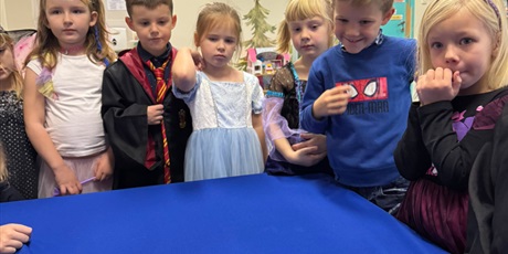 Powiększ grafikę: andrzejki-w-zerowkach-666063.jpg