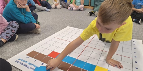 Powiększ grafikę: codeweek-0b-656064.jpg