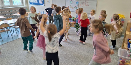 Powiększ grafikę: codeweek-0b-656076.jpg