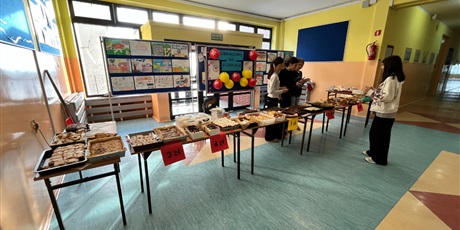 Powiększ grafikę: kiermasz dla Domu Dziecka