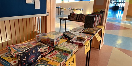 Powiększ grafikę: anty od Rodziców na kiermasz dla Domu Dziecka