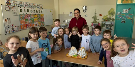 Powiększ grafikę: dzien-dinozaurow-w-zerowce-690743.jpg