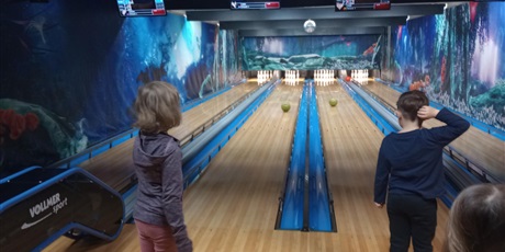 Powiększ grafikę: dzien-kobiet-w-grupie-0a-679242.jpg