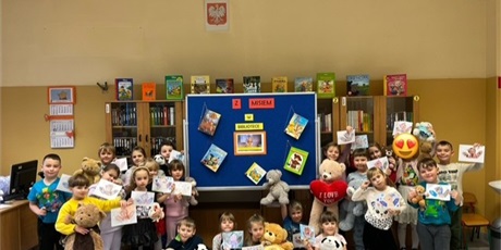Powiększ grafikę: dzien-misia-w-bibliotece-660391.jpg