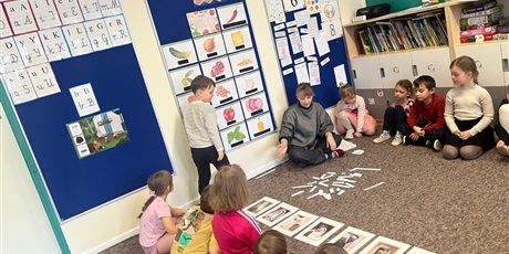 Powiększ grafikę: dzien-pizzy-w-grupie-0a-674010.jpg