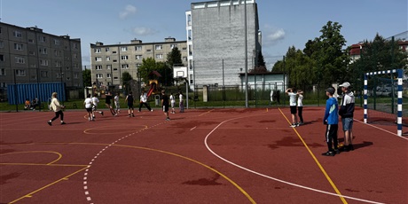 Powiększ grafikę: dzien-sportu-620610.jpg