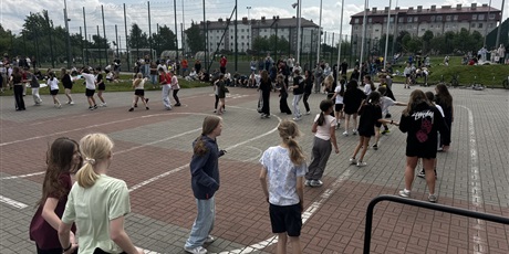 Powiększ grafikę: dzien-sportu-620625.jpg