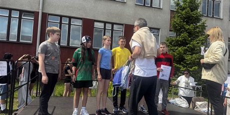 Powiększ grafikę: dzien-sportu-620650.jpg