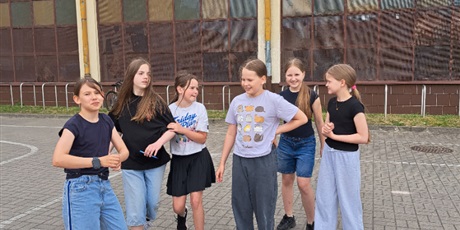 Powiększ grafikę: dzien-sportu-w-klasach-4-8-698409.jpg