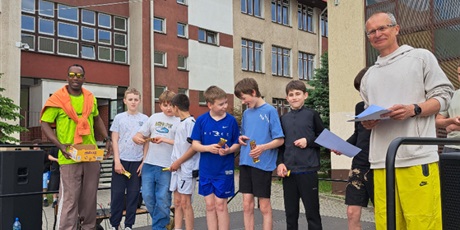 Powiększ grafikę: dzien-sportu-w-klasach-4-8-698414.jpg