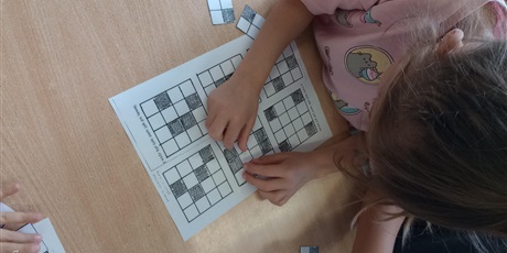 Powiększ grafikę: edukacja-matematyczna-w-grupie-0a-708857.jpg