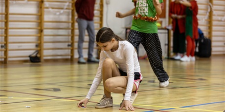 Powiększ grafikę: festyn-mikolajkowy-2025-663928.jpg