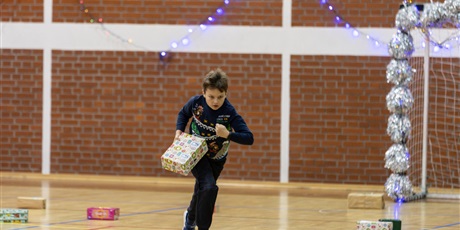 Powiększ grafikę: festyn-mikolajkowy-2025-663947.jpg