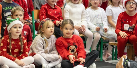 Powiększ grafikę: festyn-mikolajkowy-2025-663967.jpg