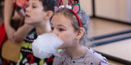 Powiększ grafikę: festyn-mikolajkowy-2025-663970.jpg