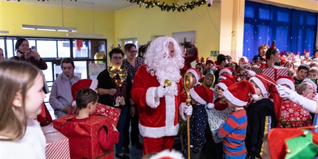 Powiększ grafikę: festyn-mikolajkowy-2025-664105.jpg