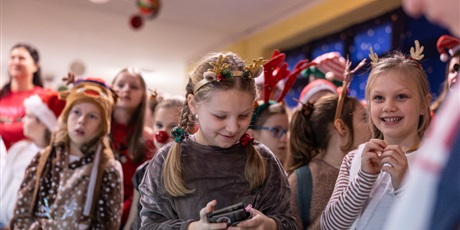 Powiększ grafikę: festyn-mikolajkowy-2025-664111.jpg