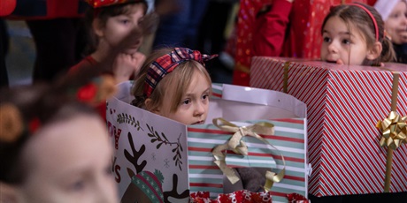 Powiększ grafikę: festyn-mikolajkowy-2025-664115.jpg