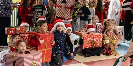 Powiększ grafikę: festyn-mikolajkowy-2025-664126.jpg