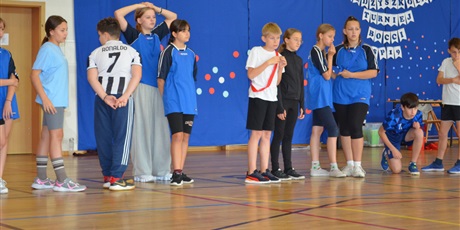 Powiększ grafikę: i-miedzyszkolny-turniej-bocci-sportowe-emocje-i-integracja-648337.jpg