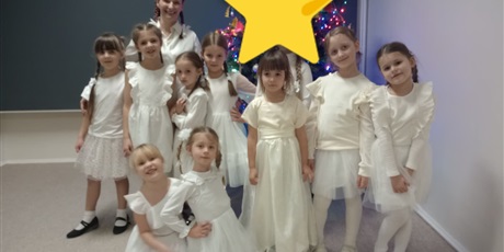 Powiększ grafikę: jaselka-morskie-30-lat-pod-zaglami-dobra-669129.jpg