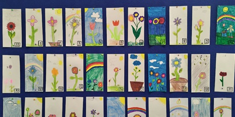 Konkurs plastyczny pt. "Kwiatek dla każdej koleżanki"