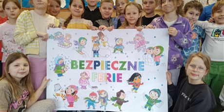 Powiększ grafikę: miedzyswietlicowy-konkurs-w-ramach-programu-edukacyjnego-bezpieczny-wypoczynek-596417.jpg