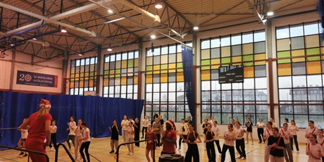 Powiększ grafikę: mikolajkowy-mini-maraton-fitness-576410.jpg