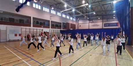 Powiększ grafikę: mikolajkowy-mini-maraton-fitness-576412.jpg