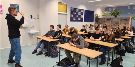 Powiększ grafikę: mikser-w-naszej-szkole-freestyle-filozofia-i-twarde-zasady-674031.jpg