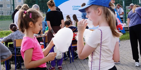 Powiększ grafikę: najlepsza-zabawa-swiata-711739.jpg
