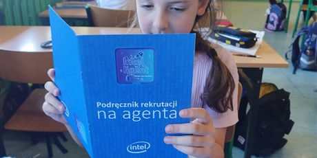 Powiększ grafikę: nowe-horyzonty-technologii-w-szkole-dzieki-grze-od-intel-533517.jpg