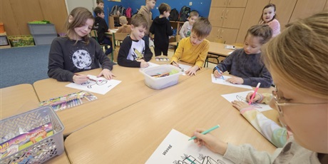 Powiększ grafikę: ogolnopolski-projekt-edukacyjny-w-skarbcu-polski-jezyk-kaszubski-596333.jpg