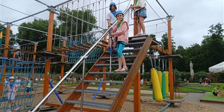 Powiększ grafikę: polkolonie-letnie-w-naszej-szkole-634328.jpg