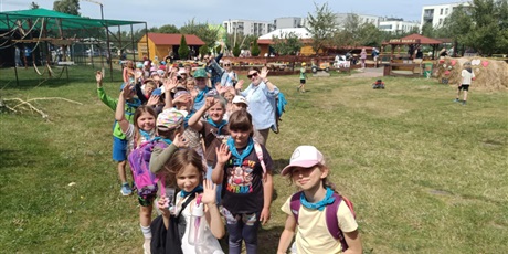 Powiększ grafikę: polkolonie-letnie-w-naszej-szkole-634358.jpg
