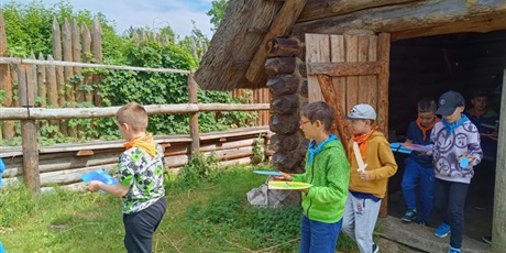 Powiększ grafikę: polkolonie-letnie-w-naszej-szkole-634424.jpg