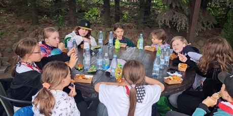 Powiększ grafikę: polkolonie-letnie-w-naszej-szkole-634504.jpg