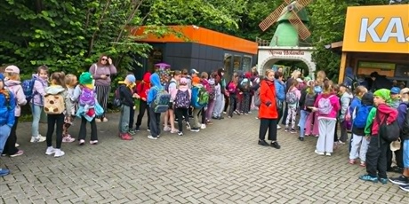 Powiększ grafikę: polkolonie-letnie-w-naszej-szkole-708659.jpg