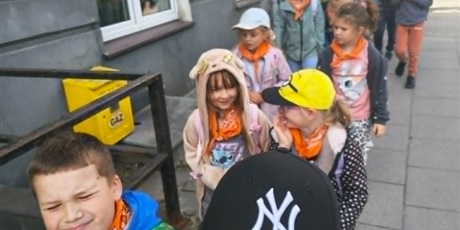 Powiększ grafikę: polkolonie-letnie-w-naszej-szkole-708661.jpg