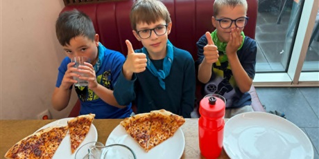 Powiększ grafikę: polkolonie-letnie-w-naszej-szkole-708678.jpg