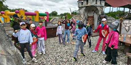 Powiększ grafikę: polkolonie-letnie-w-naszej-szkole-708686.jpg