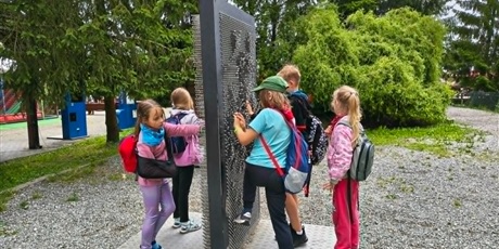 Powiększ grafikę: polkolonie-letnie-w-naszej-szkole-708713.jpg