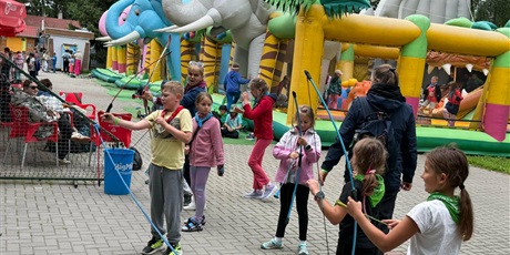 Powiększ grafikę: polkolonie-letnie-w-naszej-szkole-708741.jpg