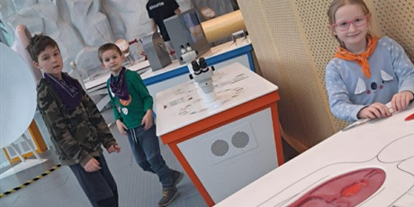 Powiększ grafikę: polkolonie-zimowe-w-naszej-szkole-672314.jpg