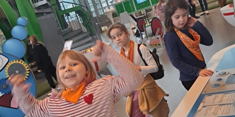 Powiększ grafikę: polkolonie-zimowe-w-naszej-szkole-672331.jpg