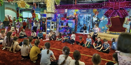 Powiększ grafikę: polkolonie-zimowe-w-naszej-szkole-672347.jpg